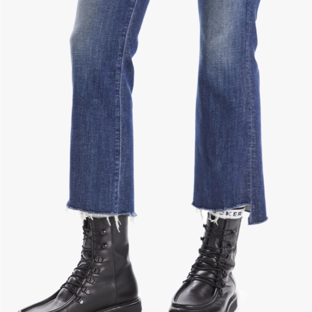 MOTHER The Insider Crop Step Fray in size 30
GIRL CRUSH - Picture 4 of 14